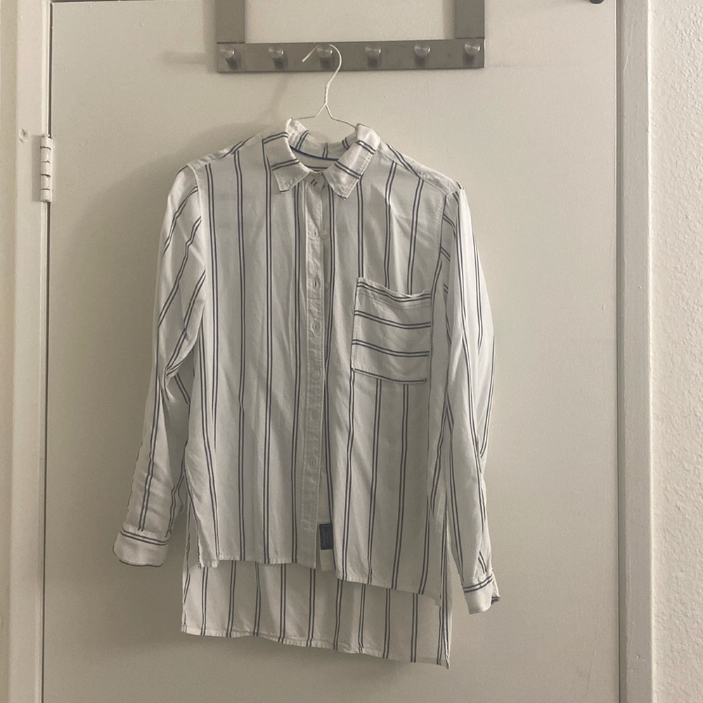 Abercrombie and Fitch Strip Shirt | XXS